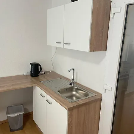 Haus Giebelwald アパート Lindenberg